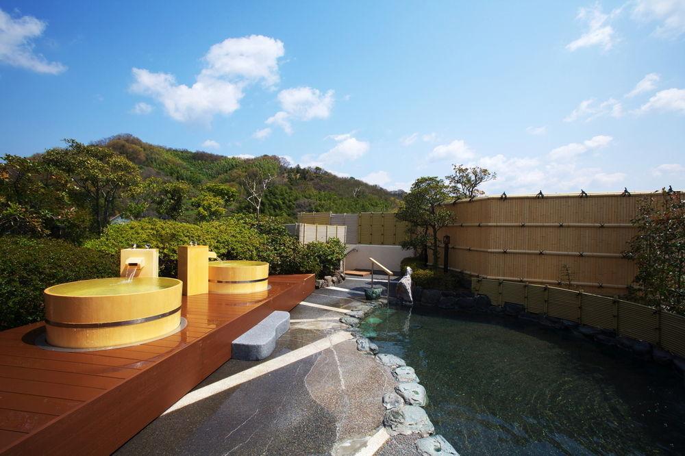 Chaharu Hotel Matsuyama  Buitenkant foto