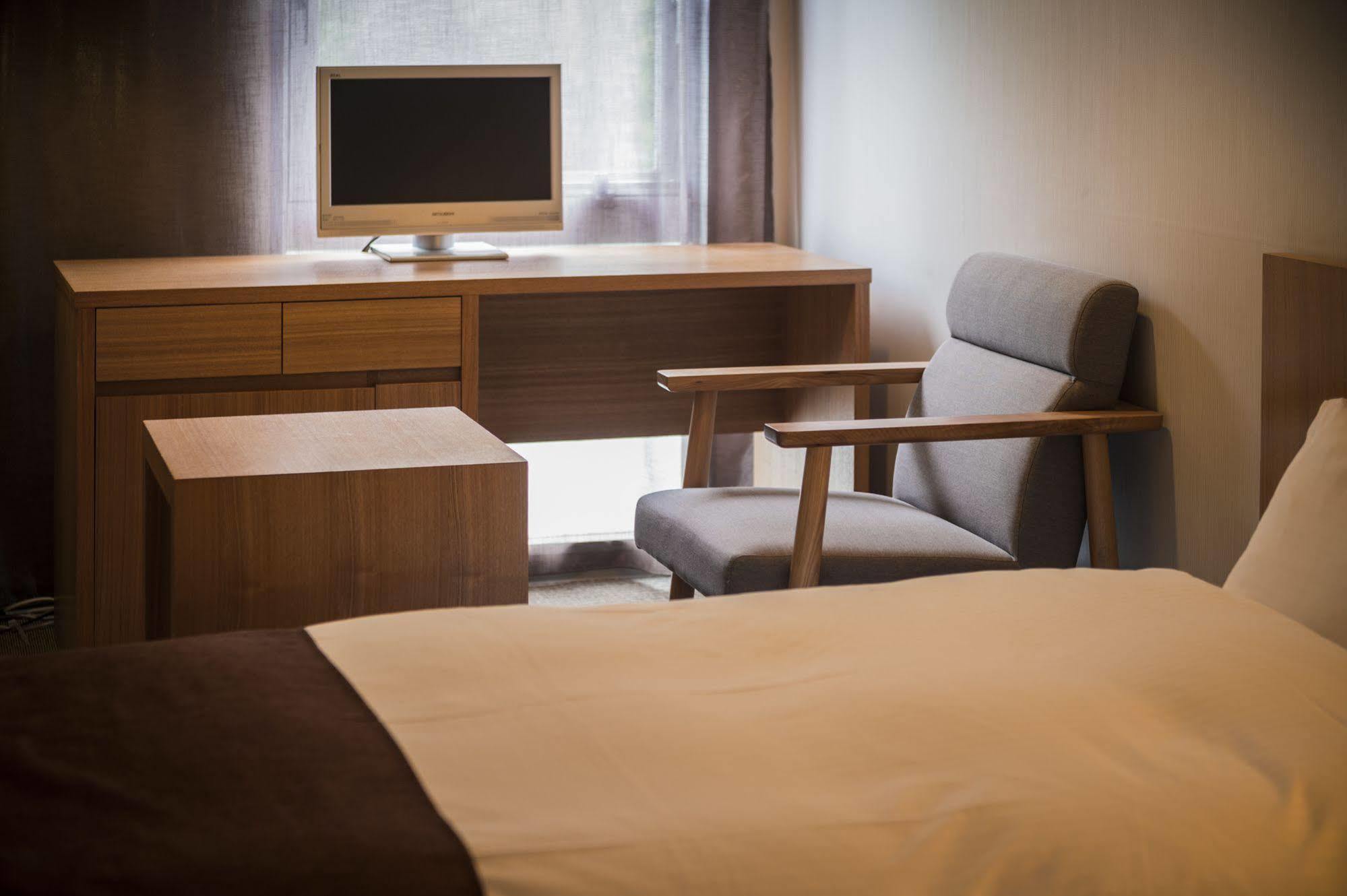 Chaharu Hotel Matsuyama  Buitenkant foto