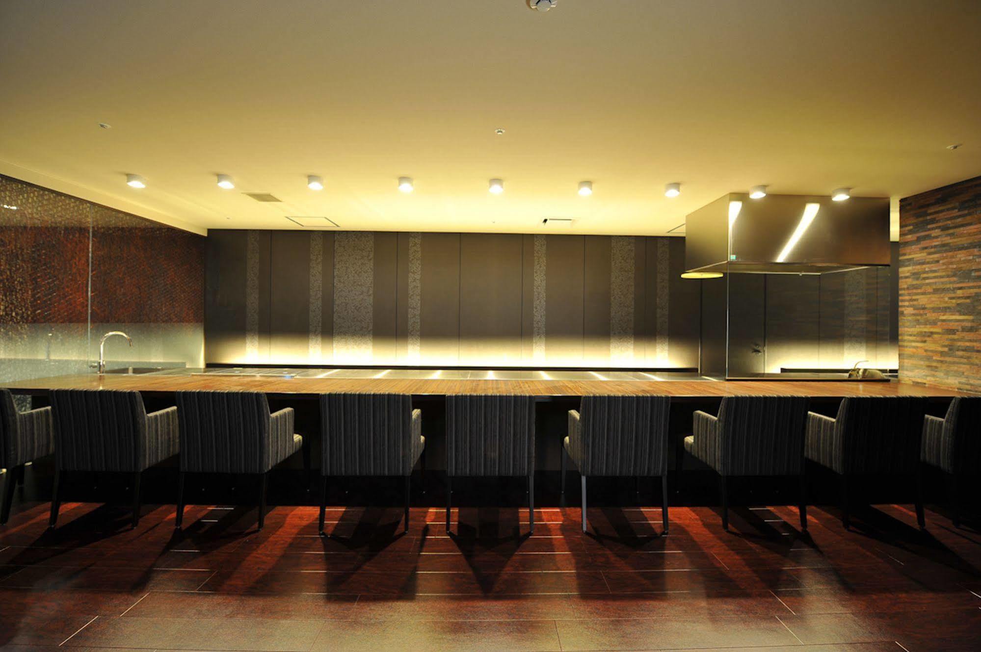 Chaharu Hotel Matsuyama  Buitenkant foto